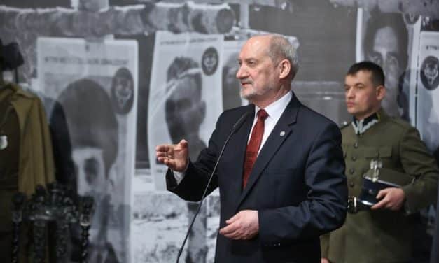 Antoni Macierewicz w rocznicę wybuchu II wojny światowej: „Nie byłoby tej wojny, gdyby nie sojusz rosyjsko-niemiecki”
