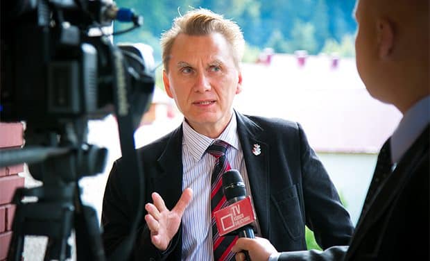 Dopóki Ukraińcy bronią okolic lotniska w Doniecku, Rosja Polsce nie zagraża