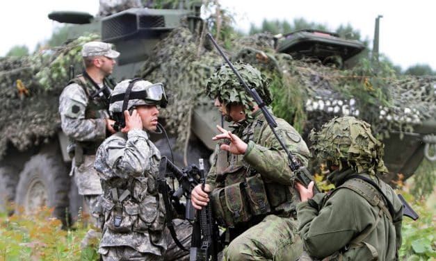 Szef MSZ Ukrainy: Ukraina stopniowo może zostać częścią wschodniej flanki NATO