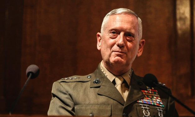 Mattis: Putin rzucił wyzwanie światu