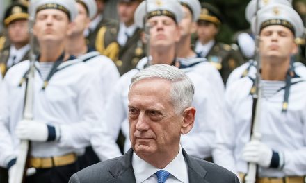 Presję dyplomatyczną na FR należy kontynuować – Mattis