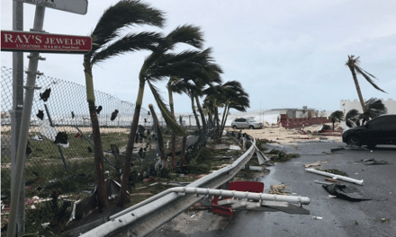 Huragan Irma sieje zniszczenie. Dwie wyspy niemal doszczętnie zniszczone