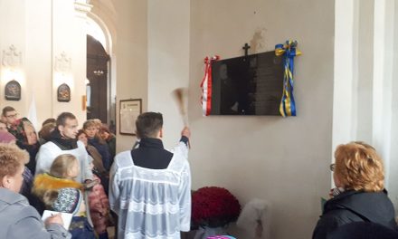 W Sławucie odsłonięto tablicę ku czci księcia Romana Sanguszki