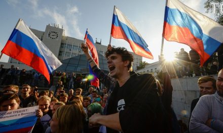 Tak Putin walczy z opozycją. Czternaście osób zatrzymanych przez moskiewską policję