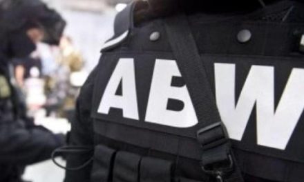 ABW zatrzymała Polaków podejrzanych o próbę podpalenia budynku stowarzyszenia kultury węgierskiej na Ukrainie