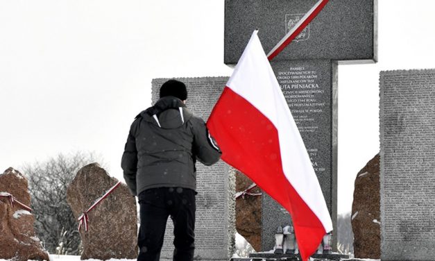 Upamiętnienie 74. rocznicy zbrodni w Hucie Pieniackiej