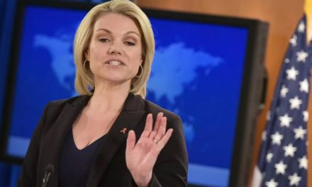 Departament Stanu wątpi, że Donald Trump zaprosił Putina do USA