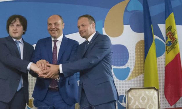 Ukraina, Mołdawia i Gruzja jednoczą się, by stawić czoła rosyjskiej agresji