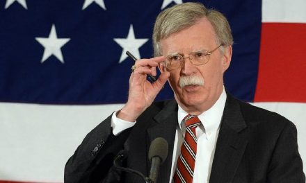 Wizyta doradcy Trumpa na Kreml. Główne tezy strony amerykańskiej