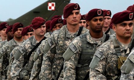 W Polsce powinno na stałe stacjonować dowództwo dywizji USA – amerykański think tank