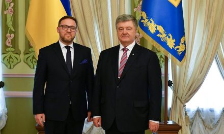 Prezydent Petro Poroszenko przyjął listy uwierzytelniające od ambasadora RP Bartosza Cichockiego