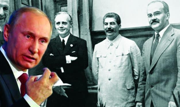 Putin nie chce przestrzegać zasady nienaruszalności granic i probuje usprawiedliwić stalinowsko-hitlerowski rozbiór Polski w 1939 r.