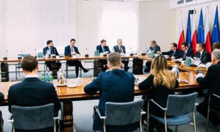 Politycy jednoczą się w obliczu koronawirusa. Premier: lewica i prawica działają wspólnie