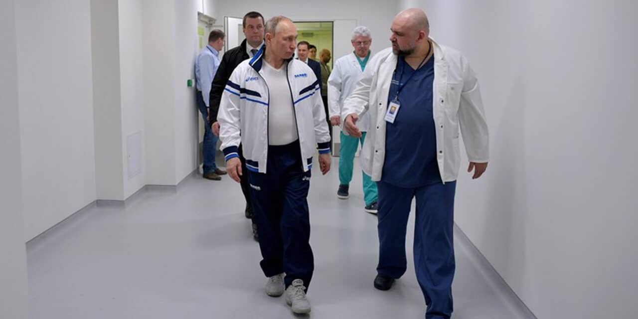 U głównego lekarza szpitala zakaźnego w Moskwie wykryto koronawirusa. Tydzień temu spotkał się z Putinem