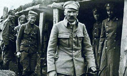 Krew na szali. Bitwa pod Kostiuchnówką – największa polska bitwa I Wojny Światowej – Robert Czyżewski