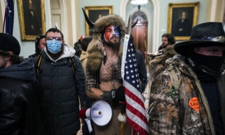 W szturmie na Kapitol brali udział Rosjanie? W sieci pojawiło się wideo z wezwaniami do szturmu na Kongres USA w języku rosyjskim