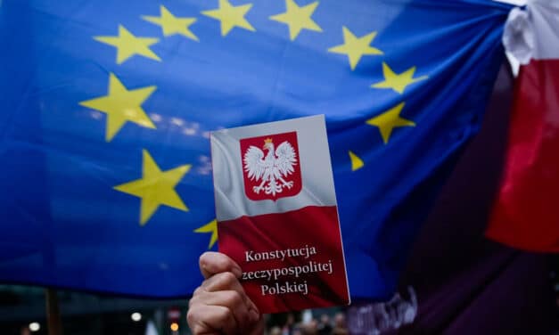 Karać Polskę. Nie wolno, czy nie trzeba?