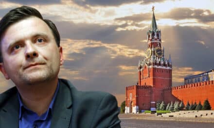 Europa w cieniu Kremla. W ujawnionych przez hakerów e-mailach jest polski ślad