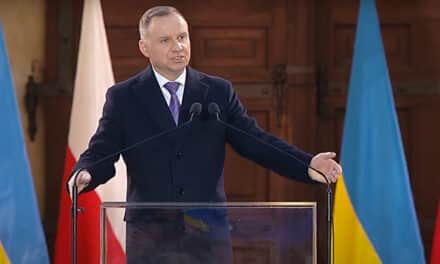 Prezydent Andrzej Duda: W godzinie próby, podaliśmy rękę naszym braciom
