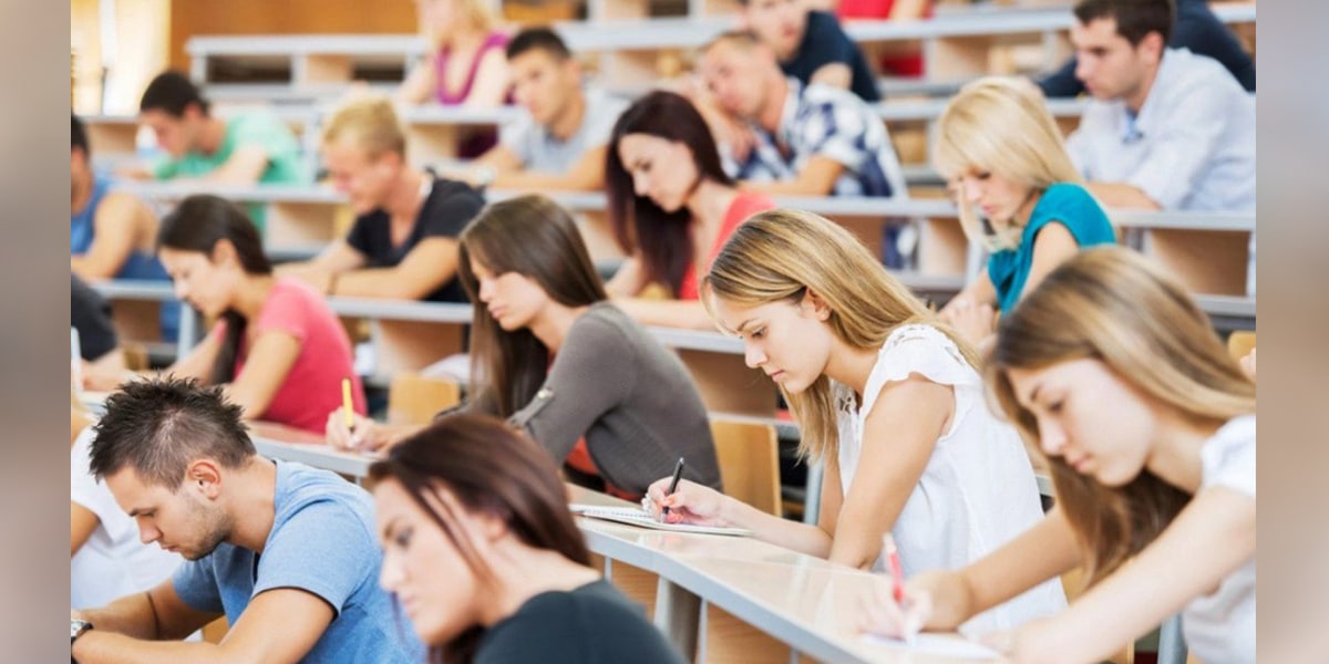 Manipulacja! Czy obcokrajowcy, w tym Ukraińcy, naprawdę sprawiają problemy polskim studentom?