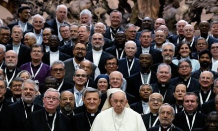 Uczestnicy synodu w liście: Kościół potrzebuje słuchać wszystkich