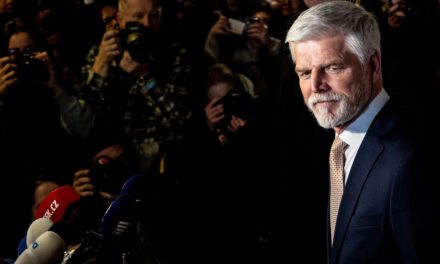 Prezydent Czech: „Jeśli upadnie Ukraina, upadniemy wszyscy”