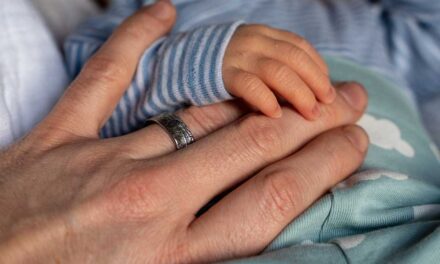 Dziekan Teologii KUL o aborcji: sumienie ma prymat nad prawem