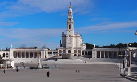 Życie ocalone – Jan Paweł II promotor objawień w Fatimie