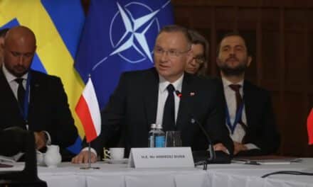 „Zaproszenie Ukrainy do NATO konieczne” – prezydent Duda na szczycie państw B9