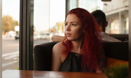 Białoruska aktywistka i aktorka porno, która była agentką KGB, stanie przed sądem w Warszawie