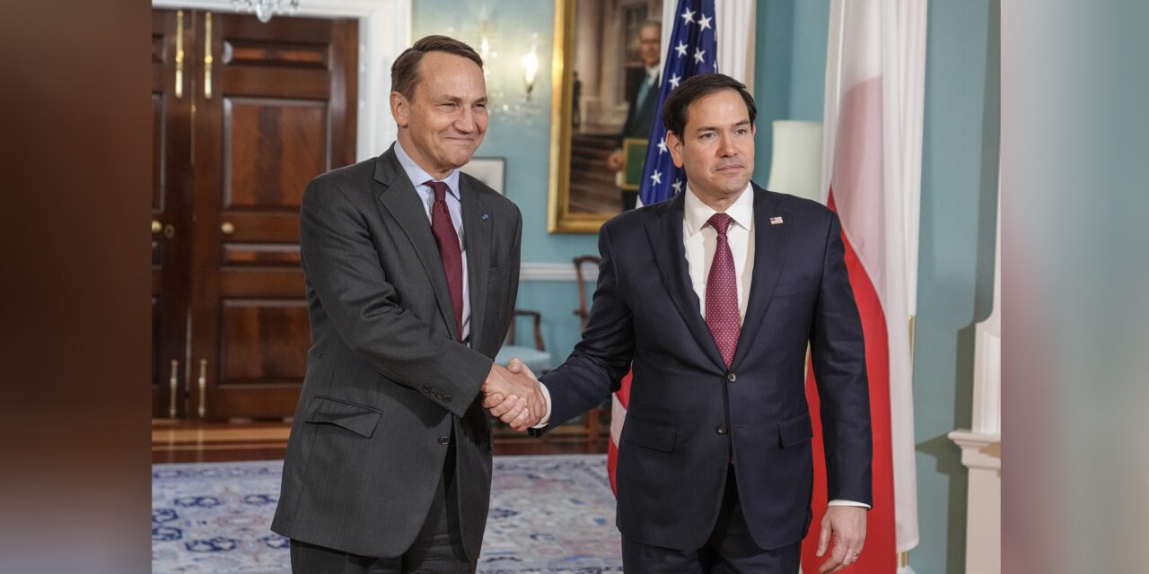 Sikorski w Waszyngtonie: Polska i USA wzmacniają sojusz wobec zagrożeń