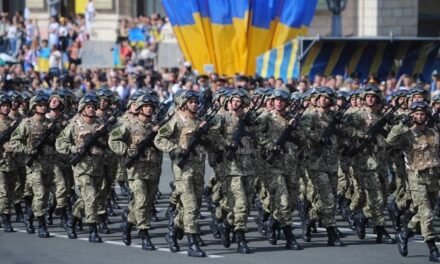 Ukraina mogła zwyciężyć już w 2022 roku, gdyby USA nie bały się dostarczyć niezbędnej broni – były szef CIA