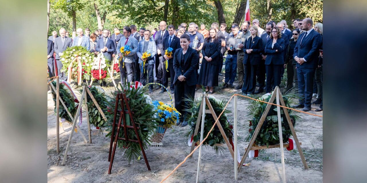 Puźniki. Pogrzeb ofiar Zbrodni Wołyńskiej – historyczny moment w relacjach polsko-ukraińskich