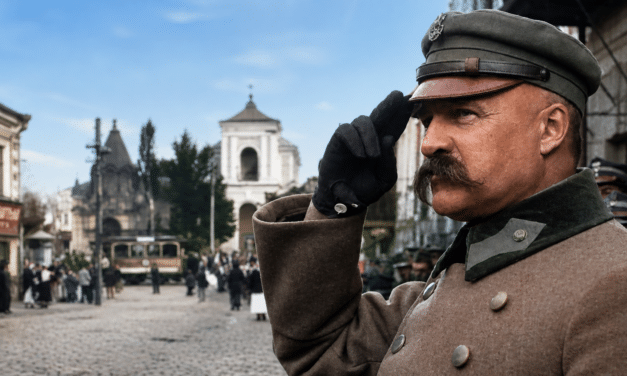 Piłsudski w Żytomierzu. „Cała ziemia kresowa wita wodza w uniesieniu i z radością”